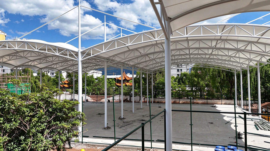 Large scale 7000㎡ membrane structure sports court canopy project in Yunnan Yaoan, PVDF tensile fabric sunshade rain shelter with Q235 steel frame