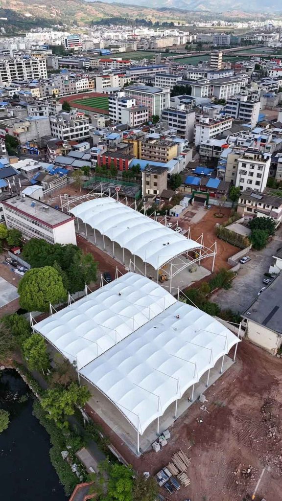 Completed Yunnan Yaoan membrane structure sports court canopy project, large-span tensile membrane shelter for basketball and tennis playground